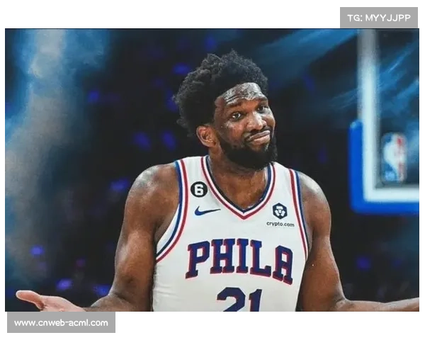 步行者与76人第三节，恩比德膝盖不适退场检查